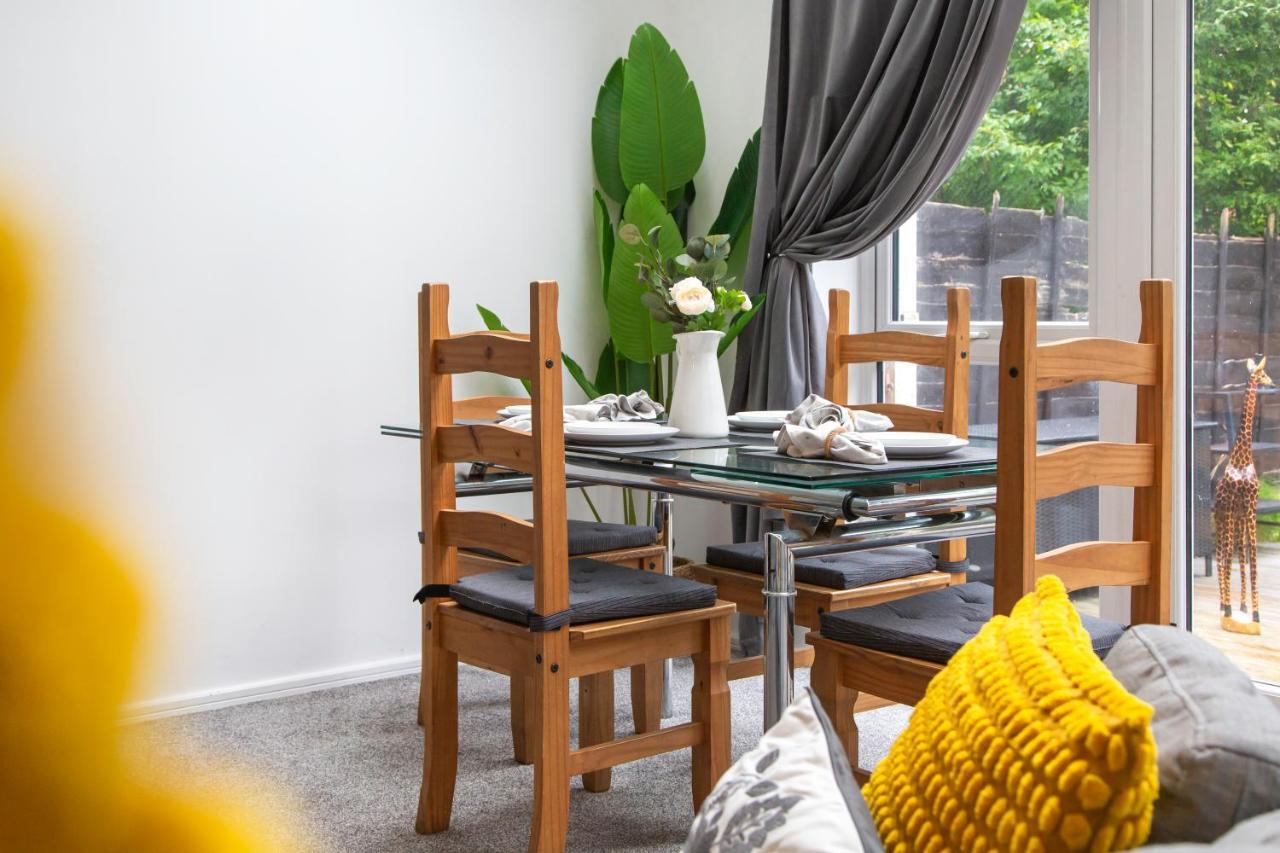 فيلا Cozy Townhouse In The Heart Of Greater مانشستر المظهر الخارجي الصورة